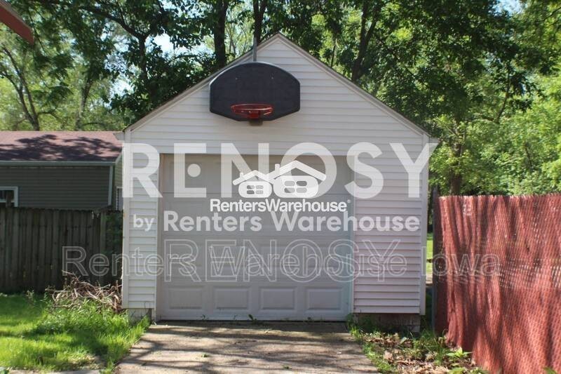 5006 Hickman Rd - Photo 2 of 13
