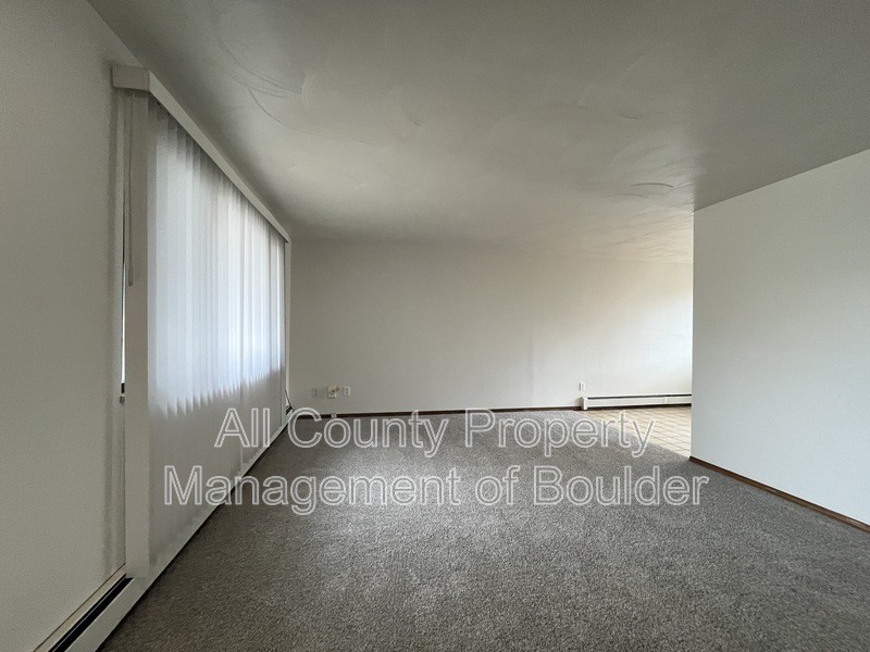 1620 Denison Cir - Photo 3 of 20