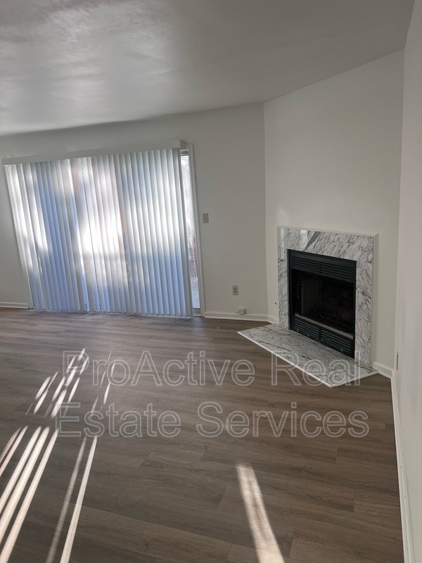203 Burman Wood Dr - Photo 5 of 11