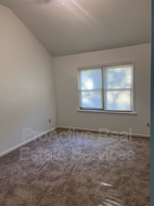 203 Burman Wood Dr - Photo 6 of 11