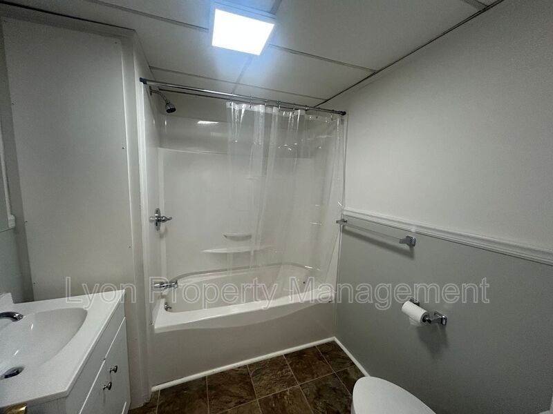 338 Church St #2ndFL - Photo 6 of 11