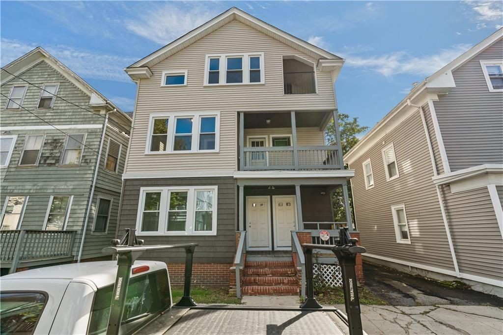207 Oakland Ave ##2 - Photo 2 of 32