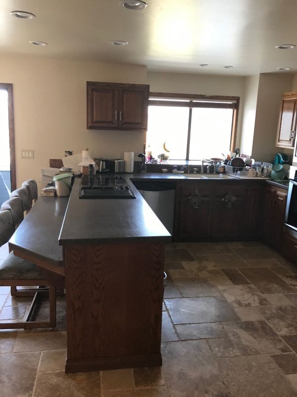 1324 Diablo Dr - Photo 4 of 15
