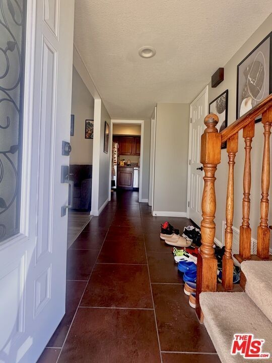 26608 Whispering Leaves Dr - Photo 2 of 31