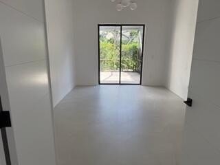340 Nw 97th Ave - Photo 7 of 21