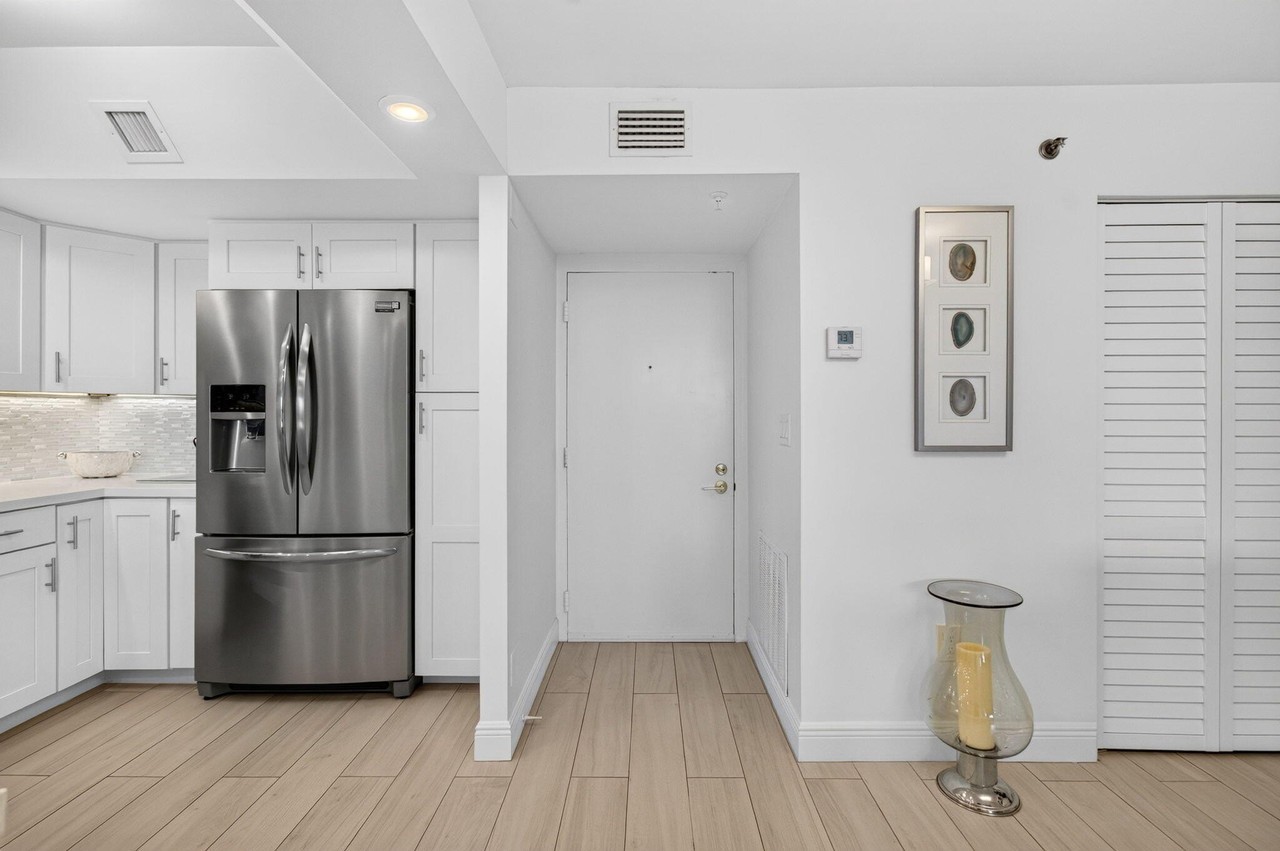 3912 S Ocean Blvd #203 - Photo 6 of 50