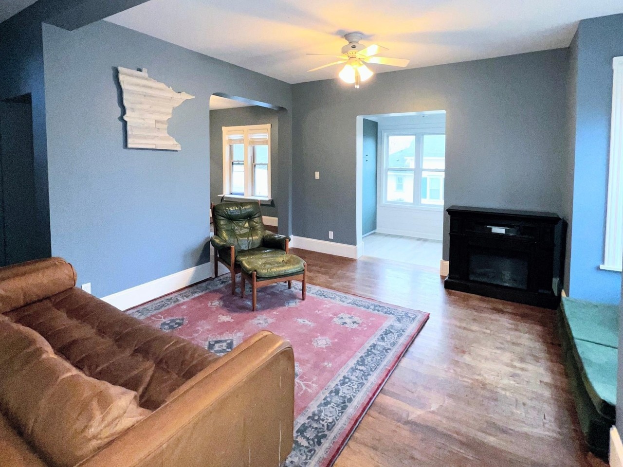 608 Wilkins St W - Photo 2 of 16