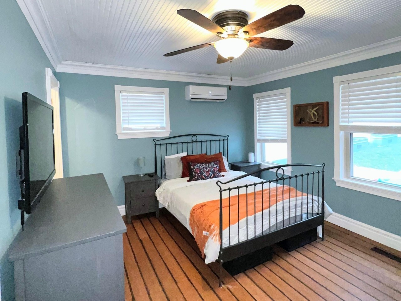 608 Wilkins St W - Photo 7 of 16