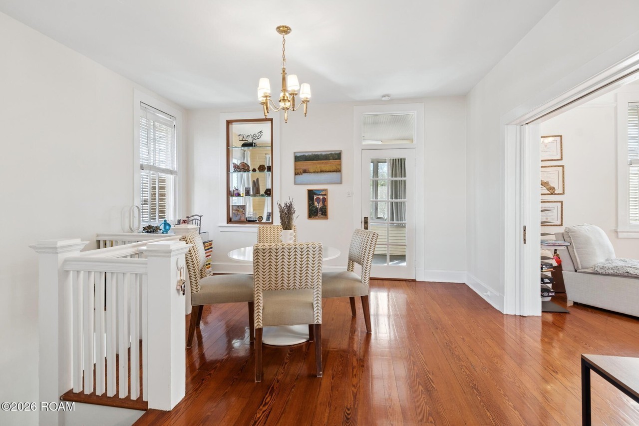 5527 Pitt St - Photo 2 of 18