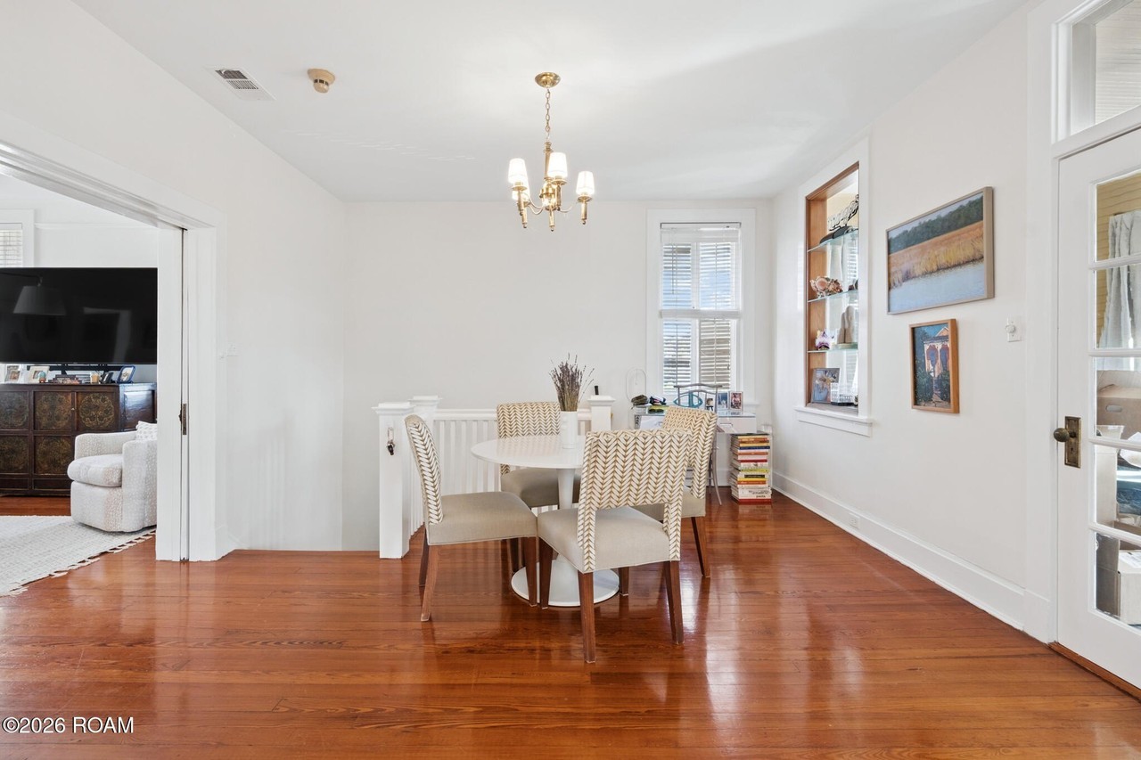 5527 Pitt St - Photo 3 of 18
