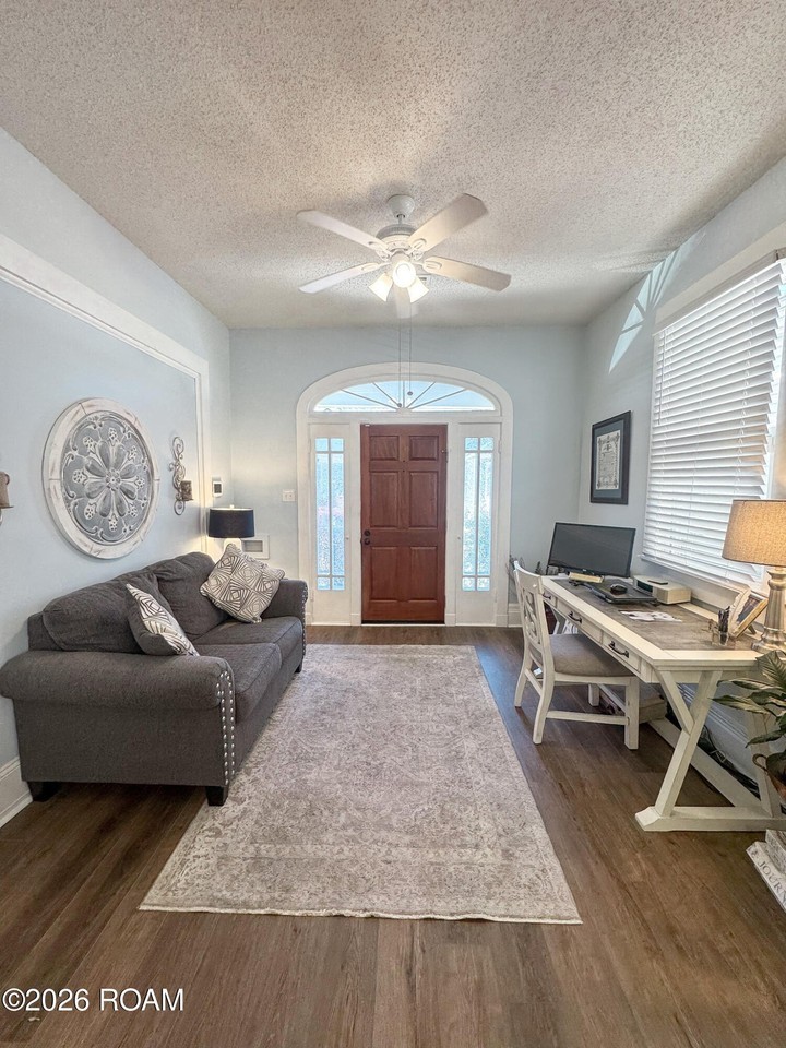 1331 Gallier St - Photo 2 of 17