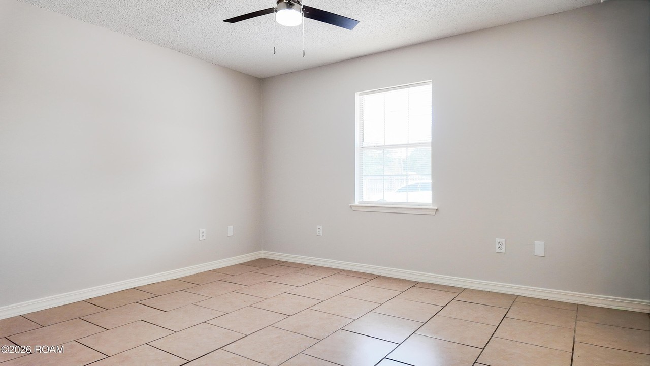 48091 Galafaro Rd - Photo 7 of 10