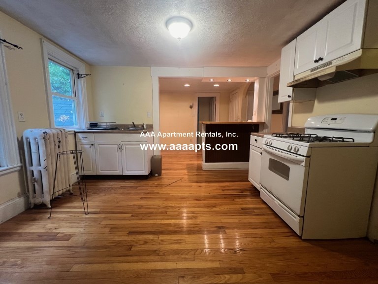 Touro Ave #2 - Photo 3 of 16