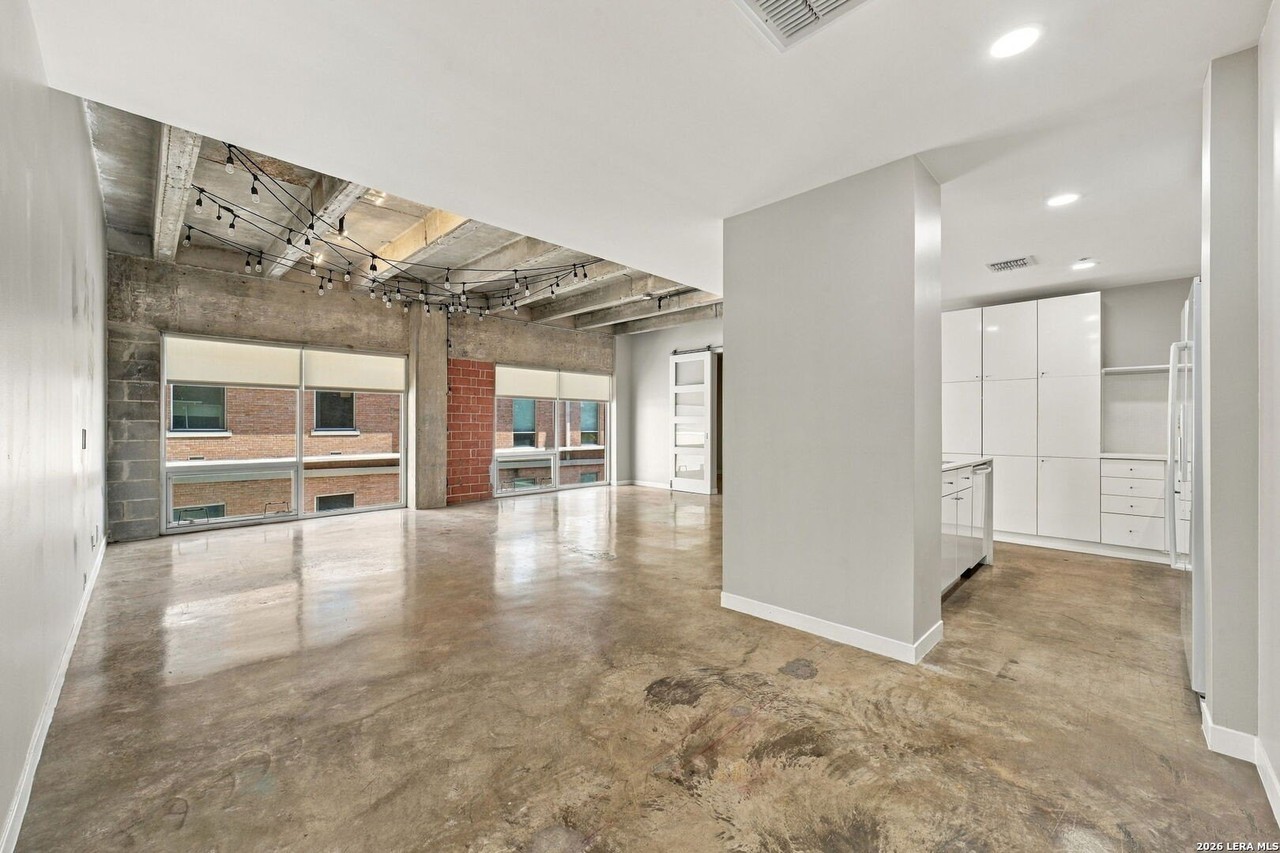 1115 S Alamo St #2307 - Photo 2 of 44