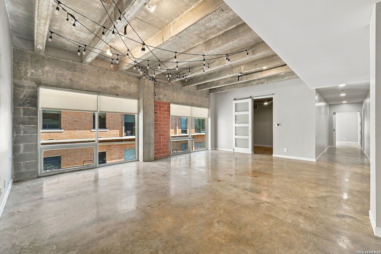 1115 S Alamo St #2307 - Photo 3 of 44