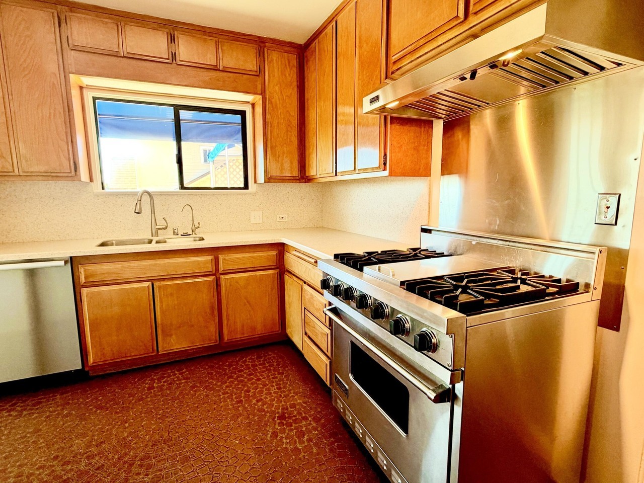 21 W Quinto St - Photo 7 of 24