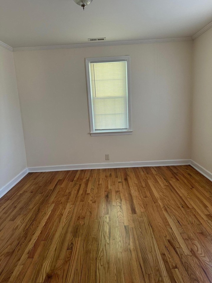 7060 Camden Hwy - Photo 3 of 9