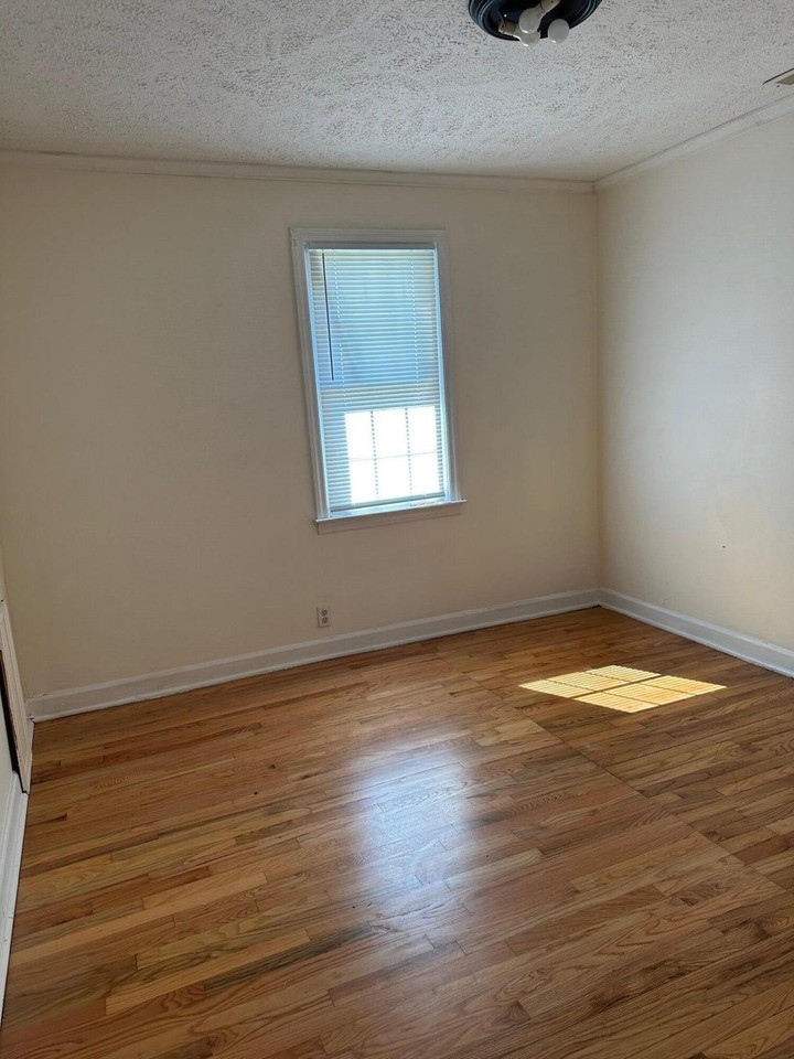 7060 Camden Hwy - Photo 5 of 9