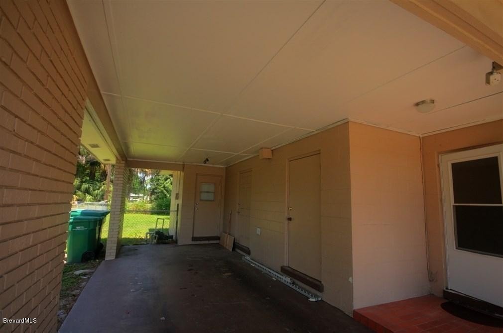 1312 Moss Ln - Photo 3 of 23