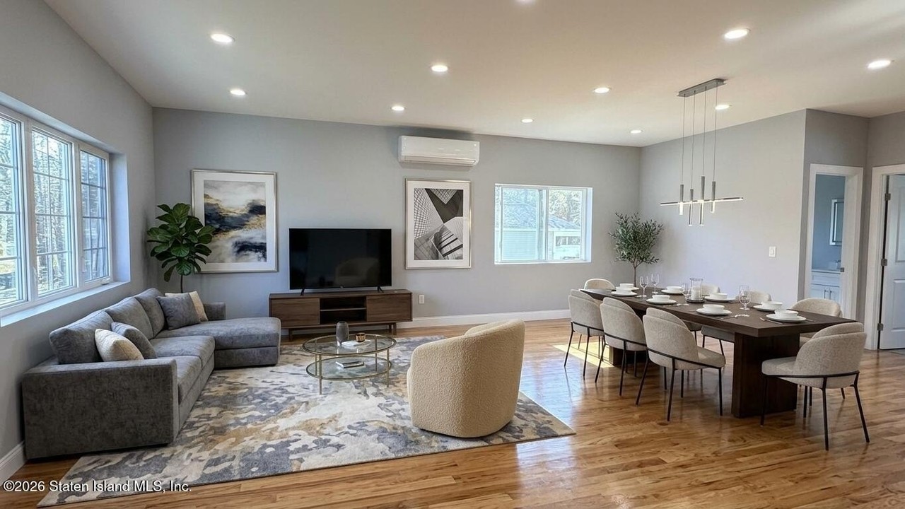 139 Detroit Ave #2FL - Photo 2 of 8