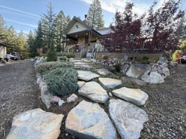 featured image of 3633 Summit Dr