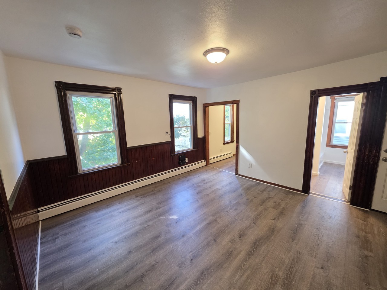 87 Manville Rd - Photo 2 of 8