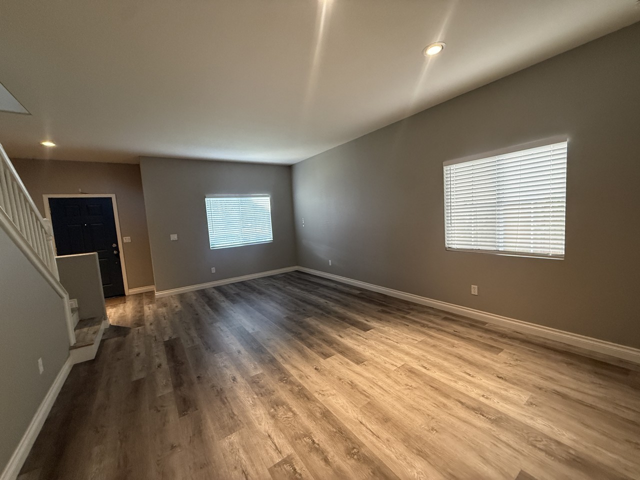 1038 Honda Way - Photo 3 of 23