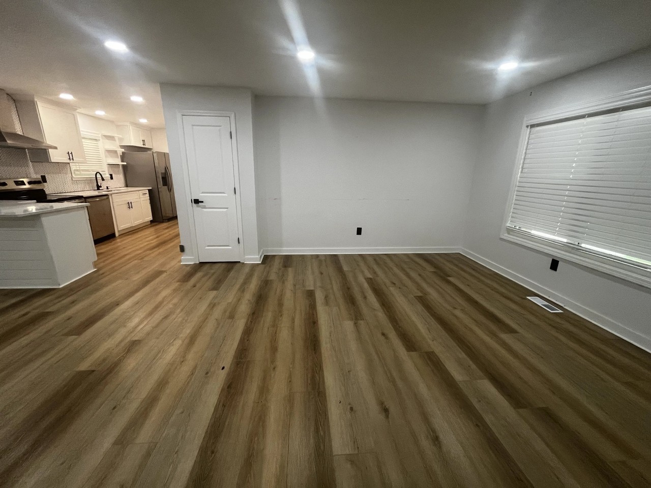 5195 Wildwood Ln - Photo 5 of 22