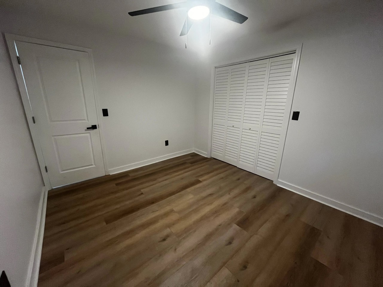 5195 Wildwood Ln - Photo 7 of 22