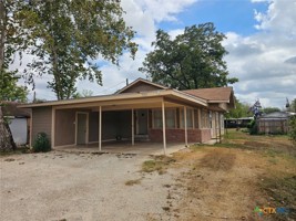 featured image of 3081 S State Highway 123