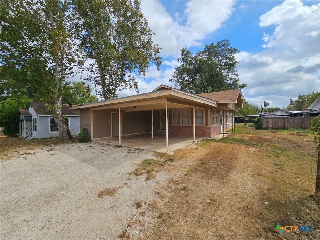 3081 S State Highway 123 - Photo 2 of 12