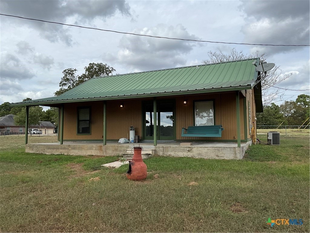 114 Shore Front Dr - Photo 3 of 20