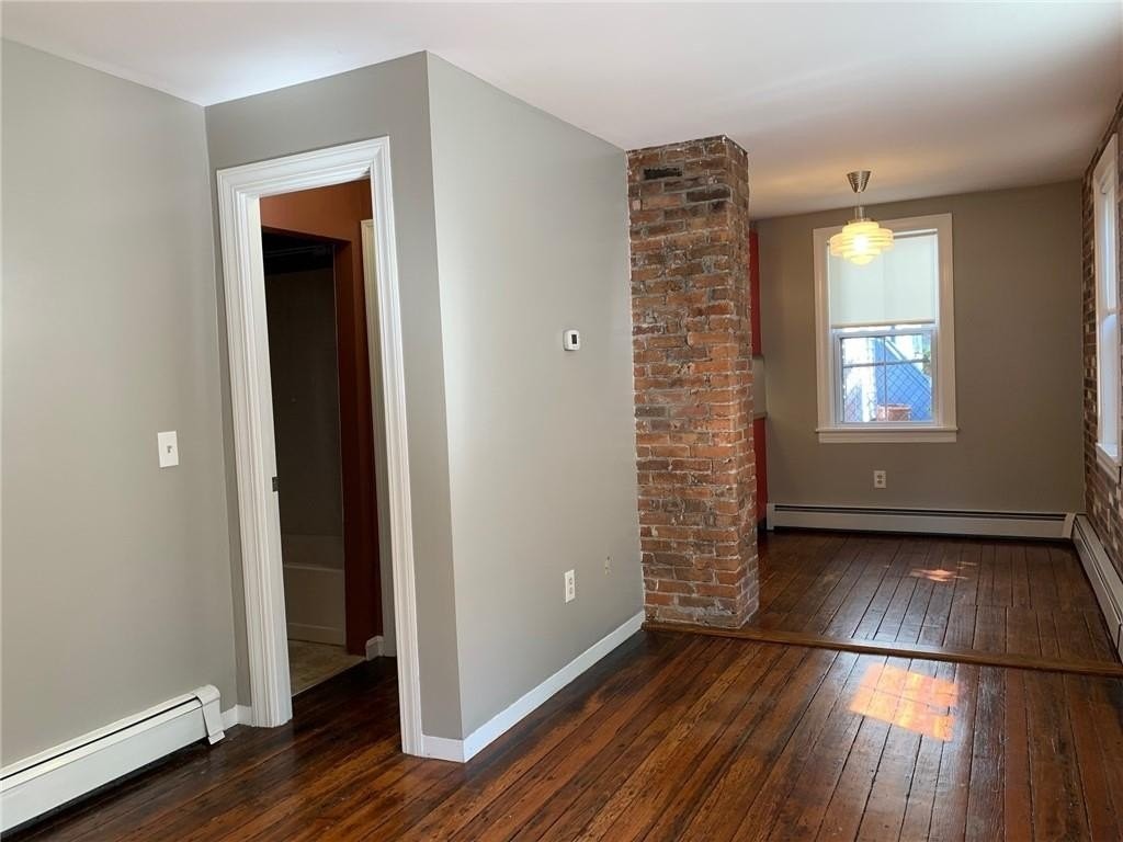 81 Sheldon St #R - Photo 6 of 14