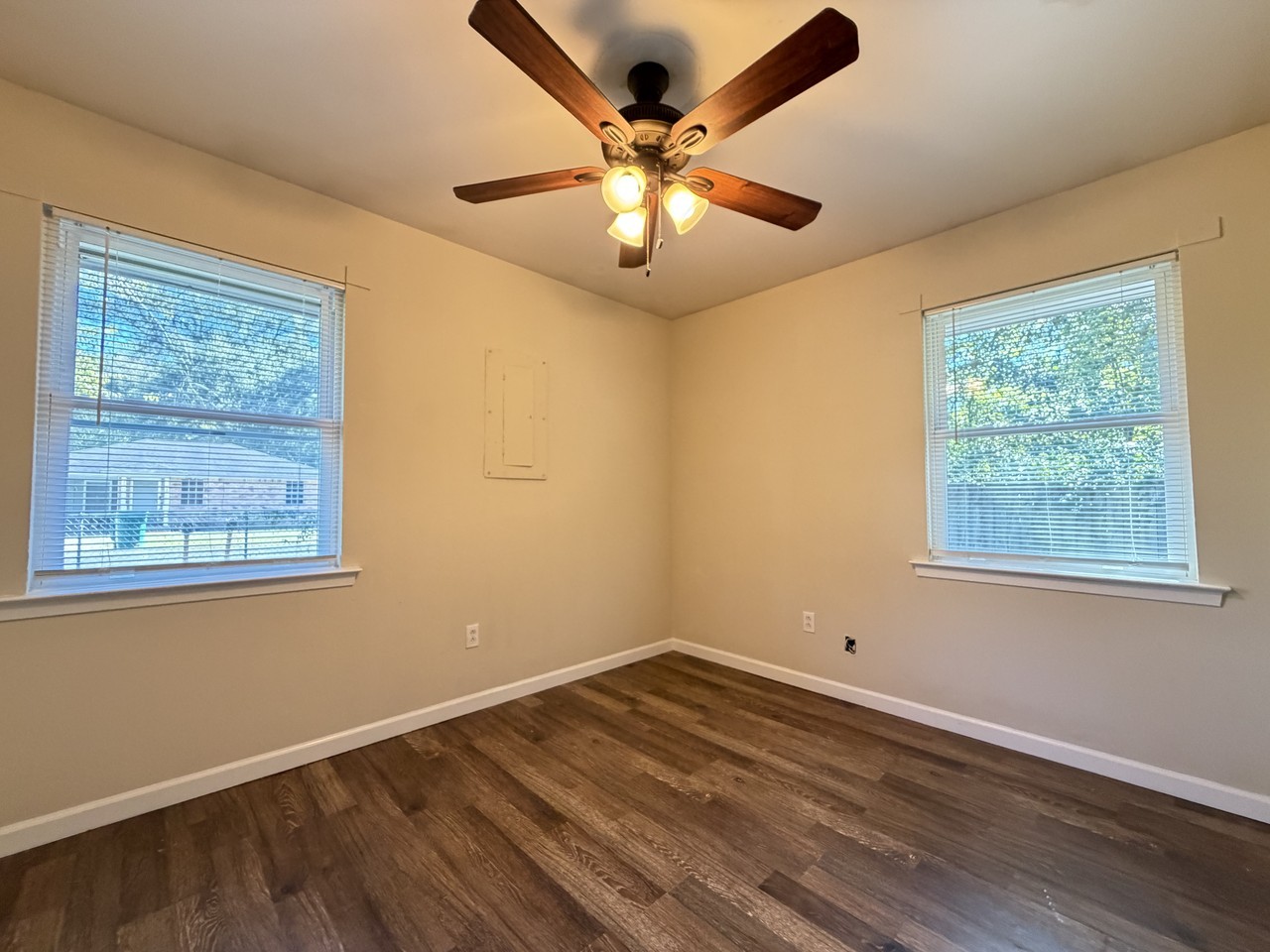 4680 Lane Ave - Photo 5 of 12