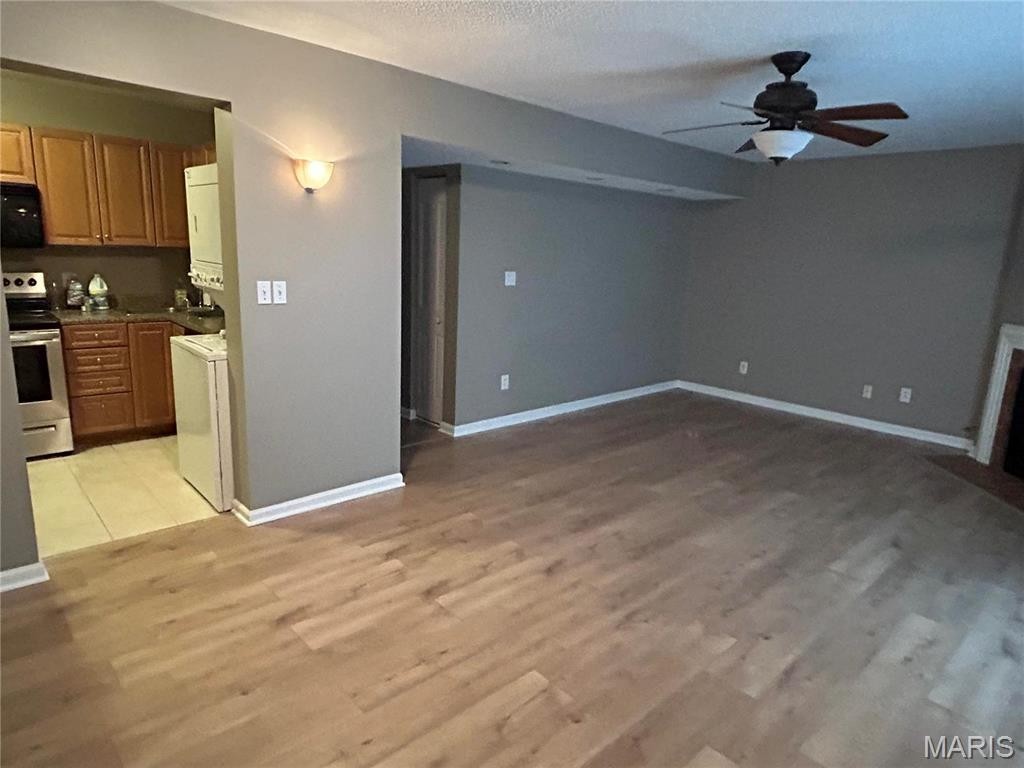 9119 N Swan Cir - Photo 2 of 11