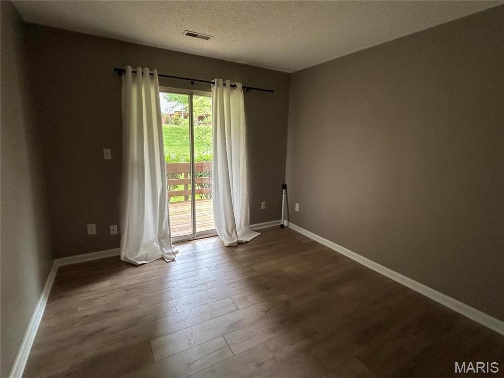 9119 N Swan Cir - Photo 6 of 11
