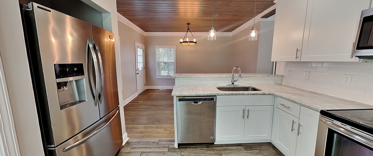 54 Hatcher Ave Sw - Photo 7 of 26