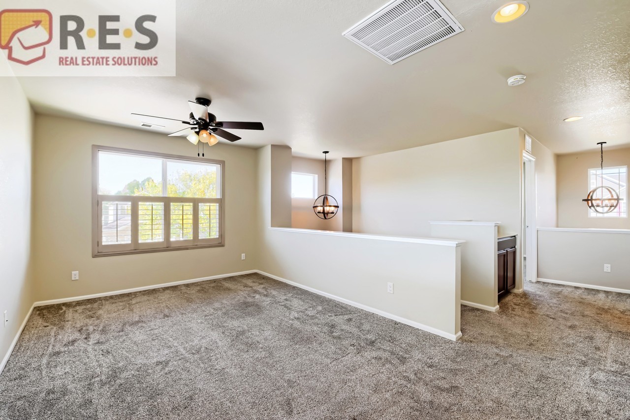 1626 Bellflower Dr - Photo 7 of 17