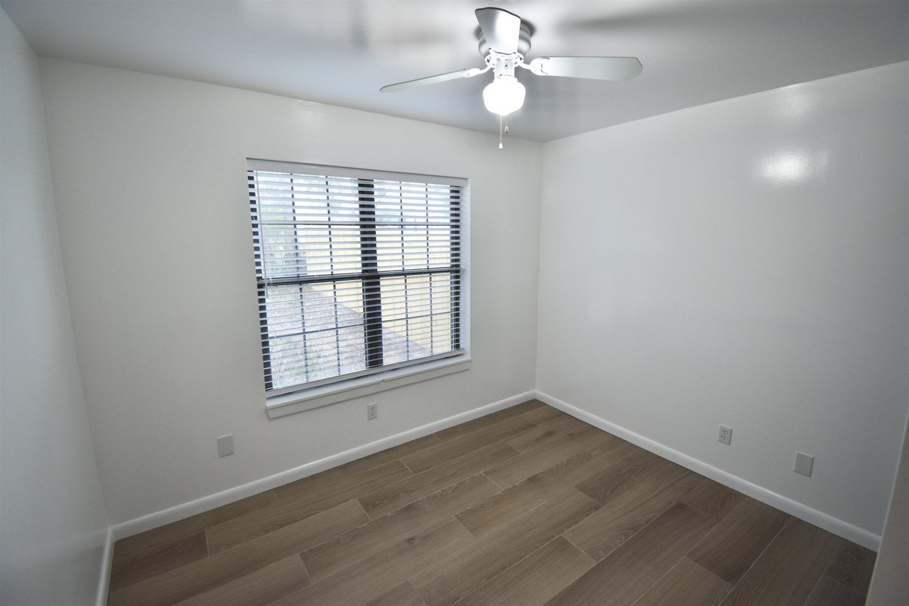 1121 Virgil Rd #A - Photo 6 of 16