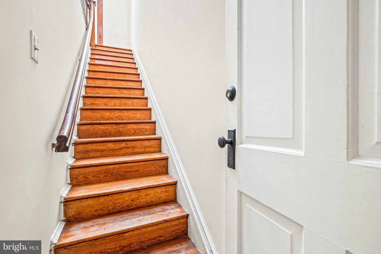 1856 Mintwood Pl Nw #5 - Photo 5 of 33