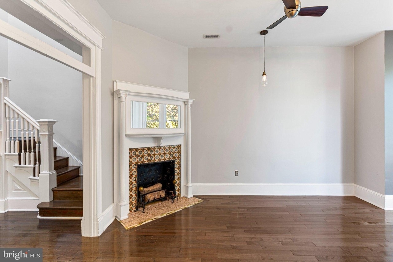 3603 10th St Nw - Photo 4 of 33