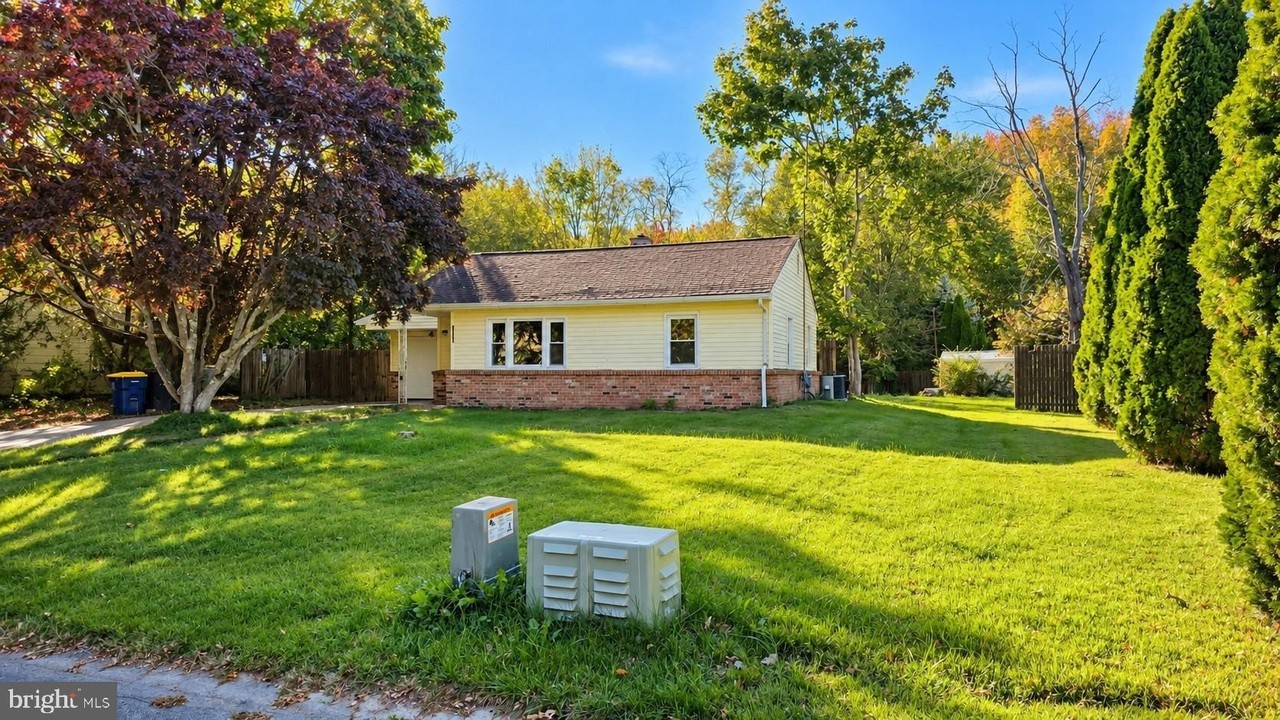 1030 Janes Rd - Photo 3 of 31