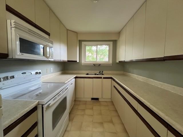 86 York Street - Photo 4 of 12