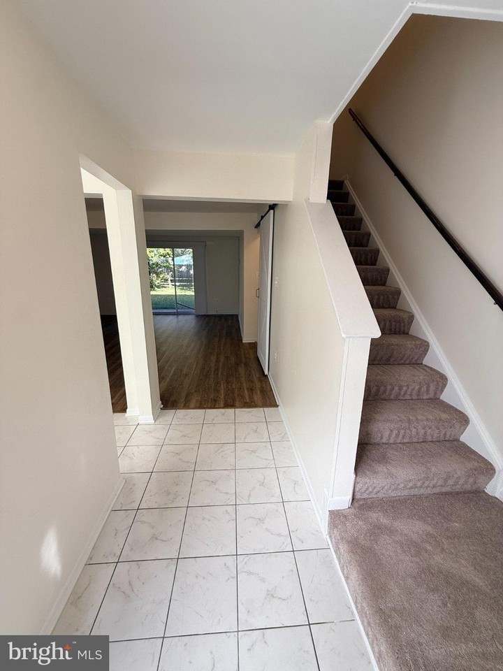 381 Volley Ct - Photo 3 of 22