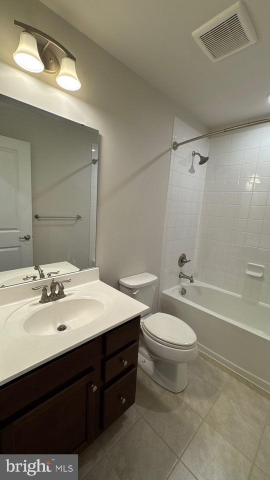 1448 Strahorn Rd - Photo 5 of 29