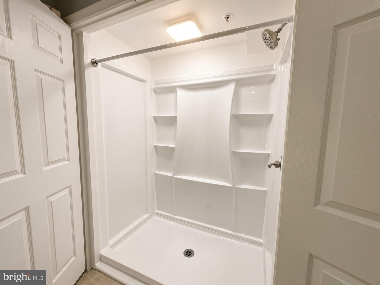 8231 Brooktree St - Photo 6 of 10