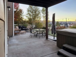 featured image of 2897 Hillcroft Ln