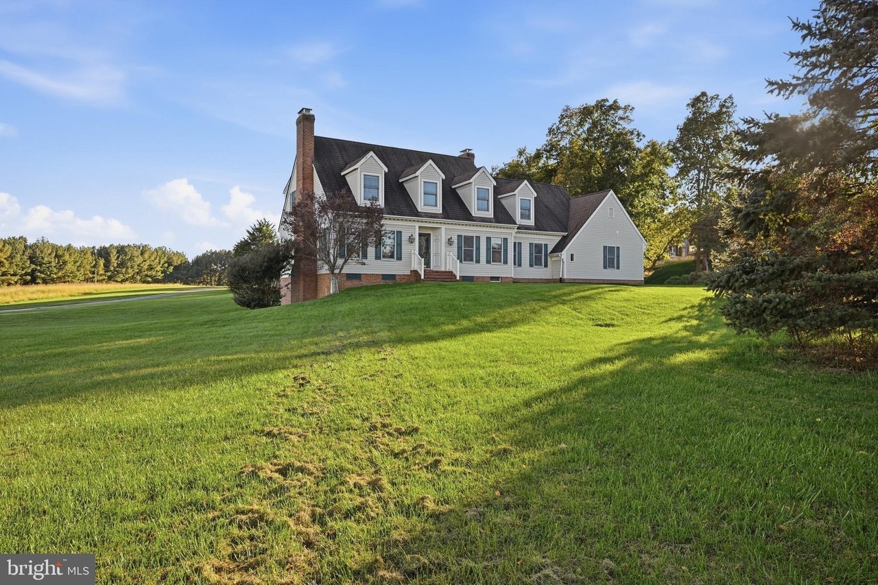 13715 Old Rover Rd - Photo 2 of 50