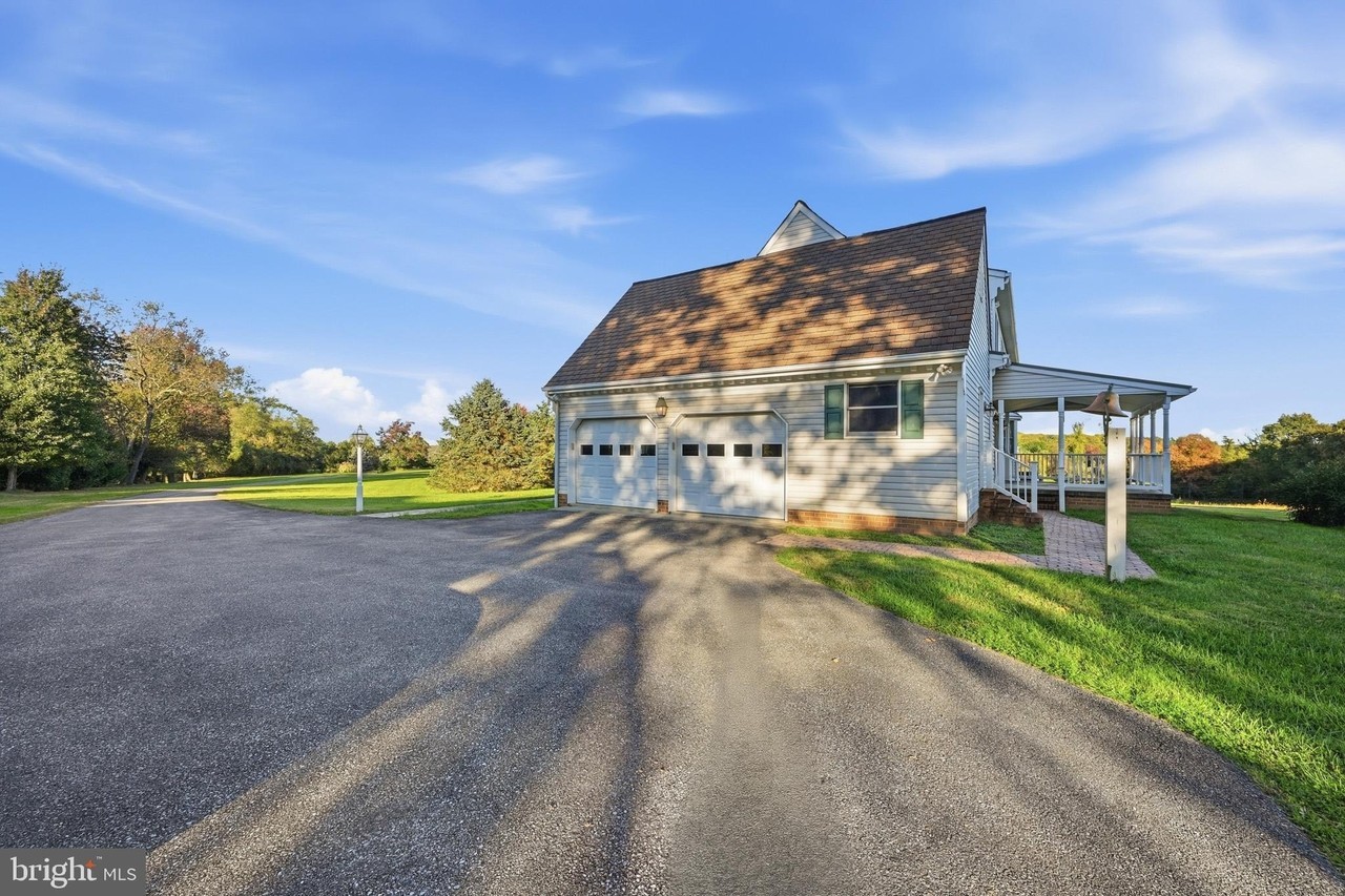 13715 Old Rover Rd - Photo 6 of 50