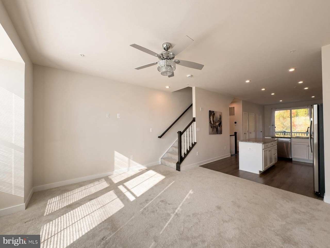 7513 Bharat Way - Photo 3 of 37